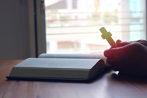 Christian books image